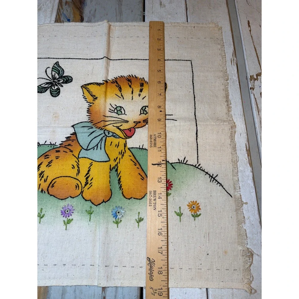 Vintage Embroidered Kitten Linen Unfinished Pillow Needs Batting and Closure‎
